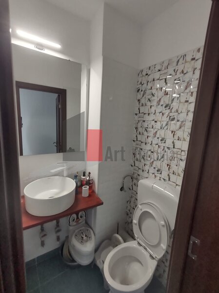 Obregia  Vanzare apartament decomandat 4 camere Bd. Obregia - Pasajul Europa Unita
